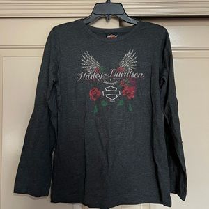 Harley Davidson sweater never has been worn ladies size M